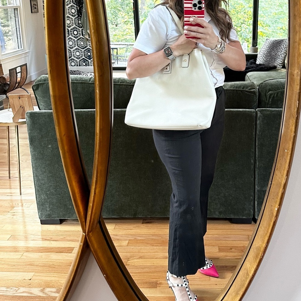 Gucci | Abbey Leather D Ring Ivory Tote Shoulder Bag - Picture 12 of 16